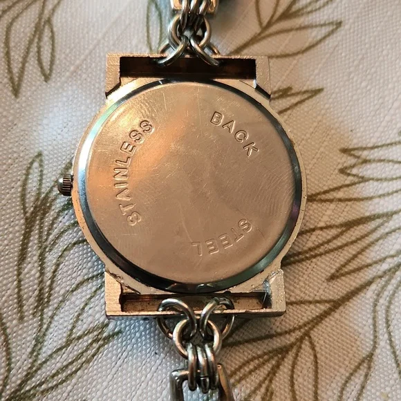 Vintage Cirque du Soliel Silver and Black Quartz Watch  7 1/2 inch wrist - Picture 3 of 5